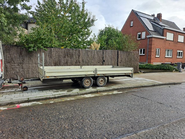 Aanhangwagen - afbeelding 1 van  3