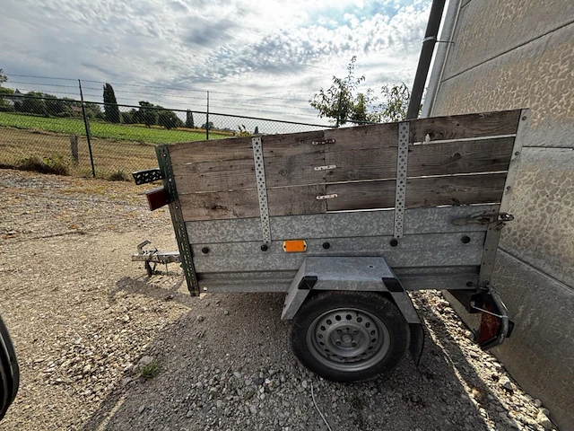 Aanhangwagen - afbeelding 1 van  4