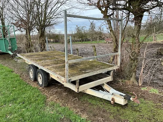 Aanhangwagen - afbeelding 1 van  7