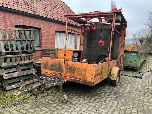 Aanhangwagen - afbeelding 1 van  7