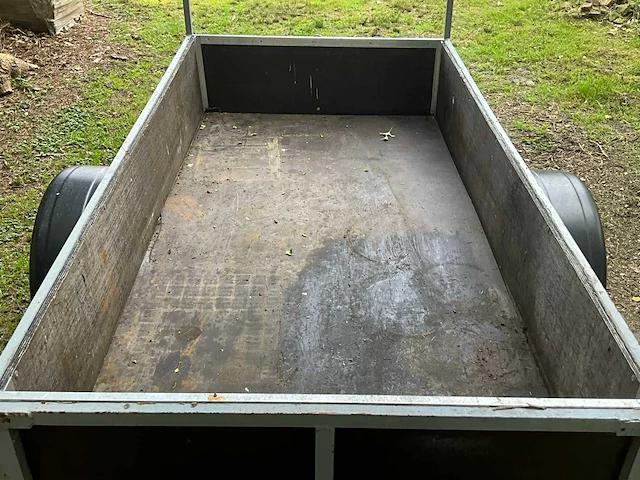 Aanhangwagen - afbeelding 2 van  13