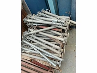 Aannemersmateriaal schoren (38x) - afbeelding 2 van  2