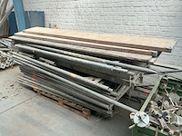 Aannemersmateriaal stelling - afbeelding 2 van  2