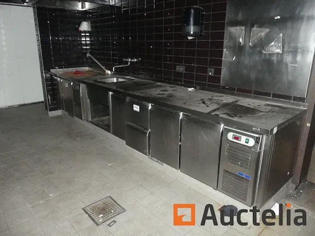 Aanrechtblad voor horeca, koelkasten wastafel ... rubbens - afbeelding 8 van  8