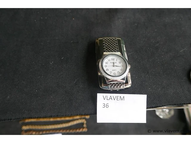 Aansteker met uurwerk - afbeelding 1 van  1