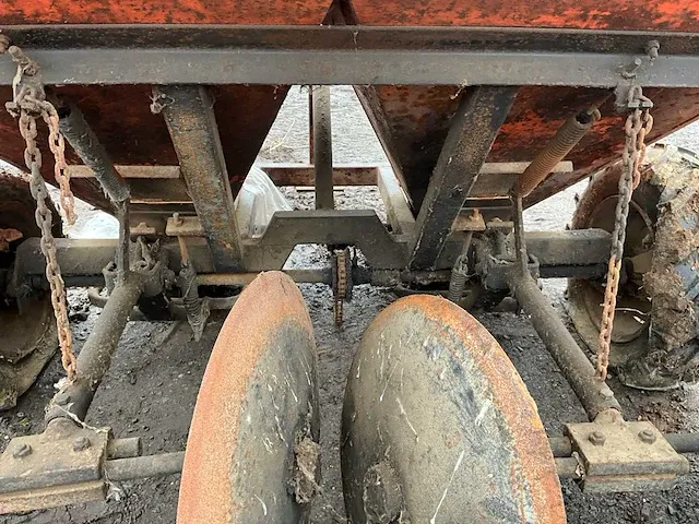 Aardappelplantmachine - afbeelding 6 van  11