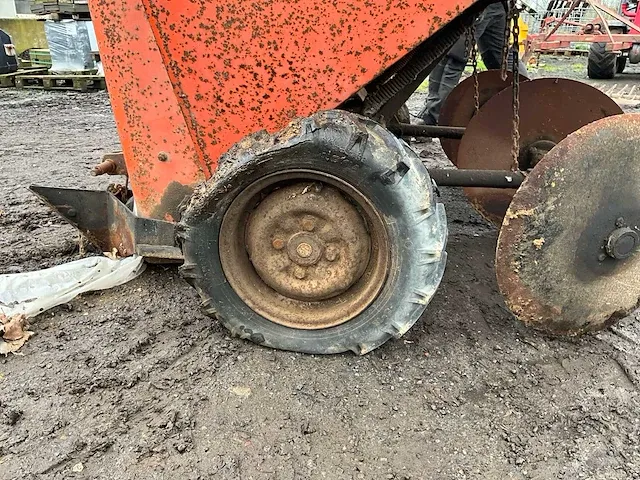 Aardappelplantmachine - afbeelding 7 van  11