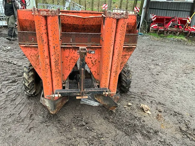 Aardappelplantmachine - afbeelding 9 van  11