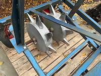 Aardbeien plantmachine - afbeelding 5 van  6