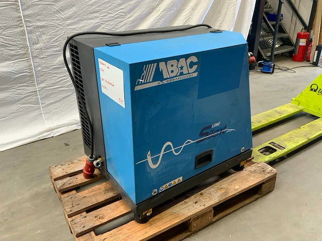 Abac - b5900b/ln/hp/5,5 - piston compressors - 2010 - afbeelding 3 van  8