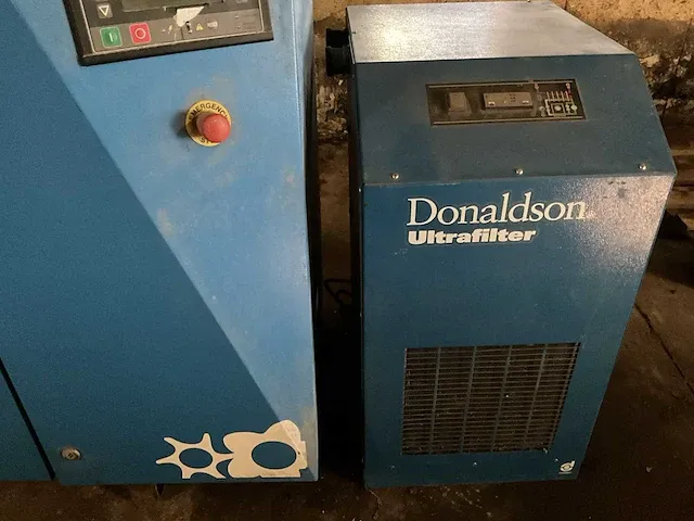 Abac formula 22 schroefcompressor 2008, inclusief filter en compressievat - afbeelding 2 van  15