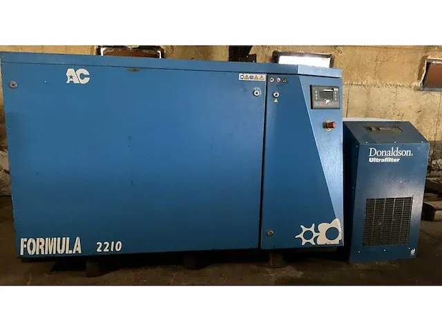 Abac formula 22 schroefcompressor 2008, inclusief filter en compressievat - afbeelding 1 van  15