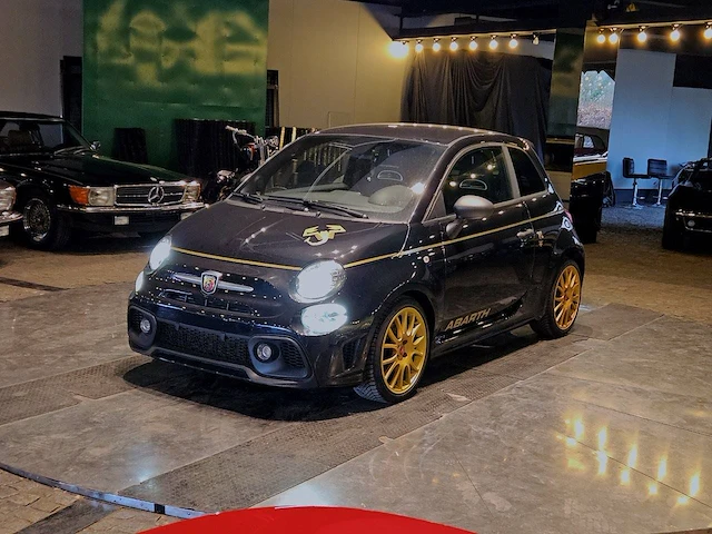Abarth 595 scorpioneoro benzine 2021 (marge) - afbeelding 1 van  1