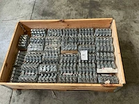 Abb 2cma136531r1000 koppelingsdoos (165x) - afbeelding 1 van  5