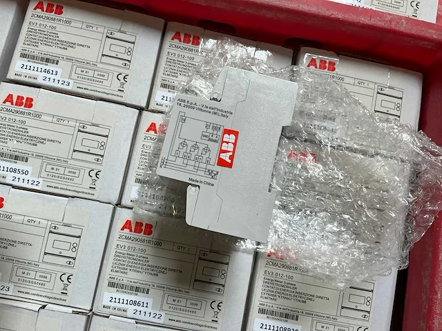 Abb 2cma290881r1000 energiemeter (50x) - afbeelding 4 van  6