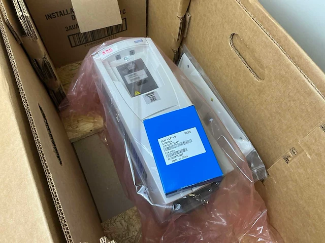 Abb ach550-caruh-012a-4+n2006+x1558 frequentieregelaar - afbeelding 3 van  6