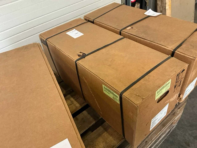 Abb ach550-caruh-012a-4+n2006+x1558 frequentieregelaar - afbeelding 6 van  7