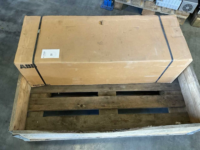 Abb ach550-uh-046a-2+v944 frequentieregelaar - afbeelding 3 van  6