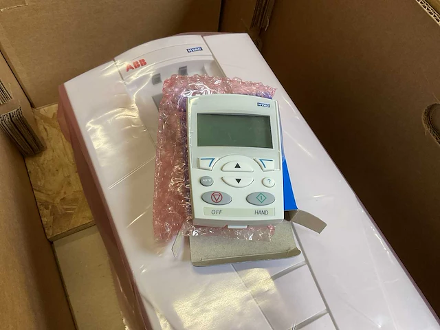 Abb ach550-uh-046a-2+v944 frequentieregelaar - afbeelding 5 van  6