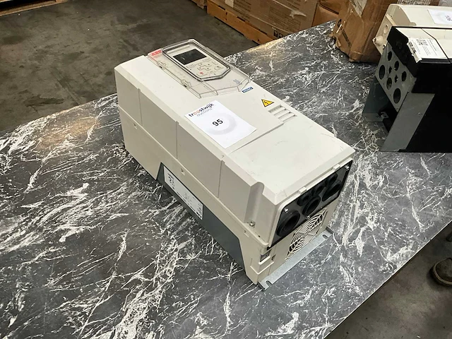 Abb ach580 frequentieregelaar - afbeelding 3 van  6
