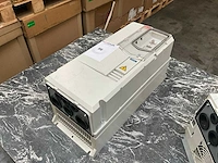 Abb ach580 frequentieregelaar - afbeelding 1 van  6