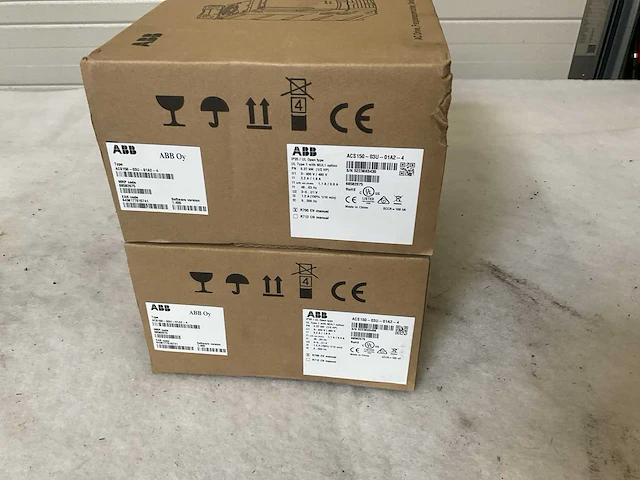 Abb acs150-03u-01a2-4 frequentieregelaar (2x) - afbeelding 8 van  9