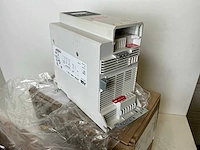 Abb acs380-040n-12a2-1 frequentieregelaar (2x) - afbeelding 4 van  9
