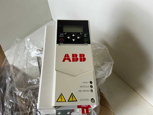 Abb acs380-040n-12a2-1 frequentieregelaar (2x) - afbeelding 3 van  8