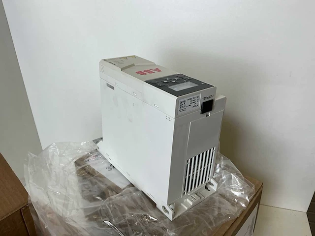 Abb acs380-040n-12a2-1 frequentieregelaar (2x) - afbeelding 5 van  8