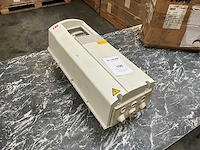 Abb acs401001135 frequentieregelaar - afbeelding 2 van  6