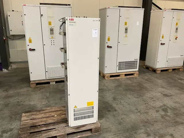 Abb acs600 frequentieregelaar - afbeelding 1 van  5