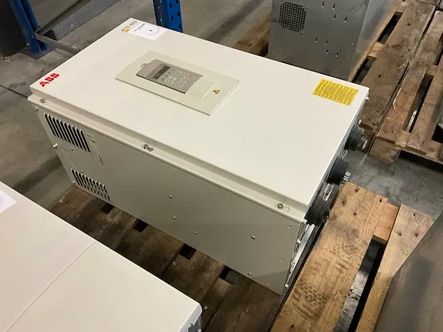 Abb acs600 frequentieregelaar - afbeelding 2 van  6