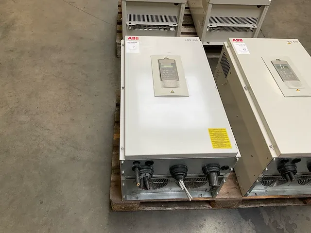 Abb acs60101203 frequentieregelaar - afbeelding 1 van  6