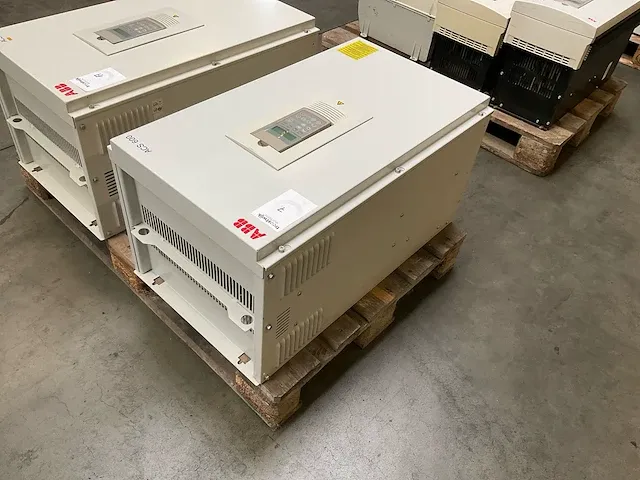 Abb acs60101203 frequentieregelaar - afbeelding 3 van  6