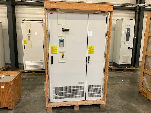 Abb acs607-0100-3 frequentieregelaar - afbeelding 1 van  13