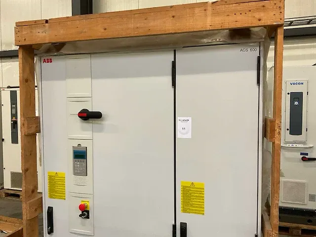 Abb acs607-0100-3 frequentieregelaar - afbeelding 8 van  13
