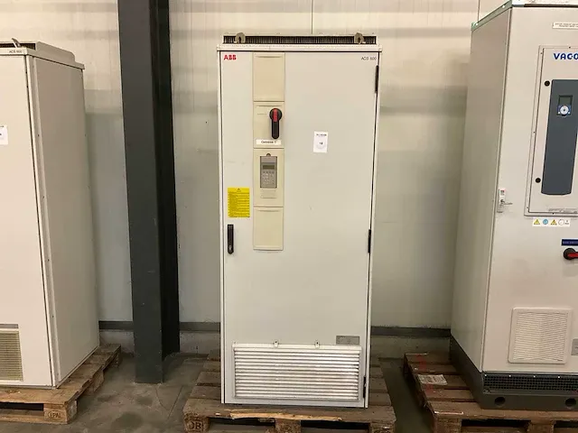 Abb acs607-0170-3 frequentieregelaar - afbeelding 1 van  10