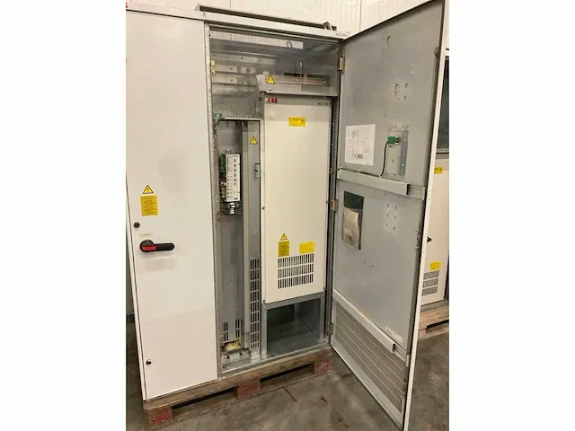 Abb acs607-0170-3 frequentieregelaar - afbeelding 10 van  12
