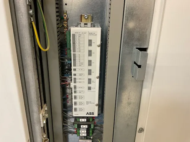 Abb acs607 schakelkast met frequentieregelaar - afbeelding 10 van  13