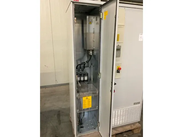 Abb acs607 schakelkast met frequentieregelaar - afbeelding 11 van  13