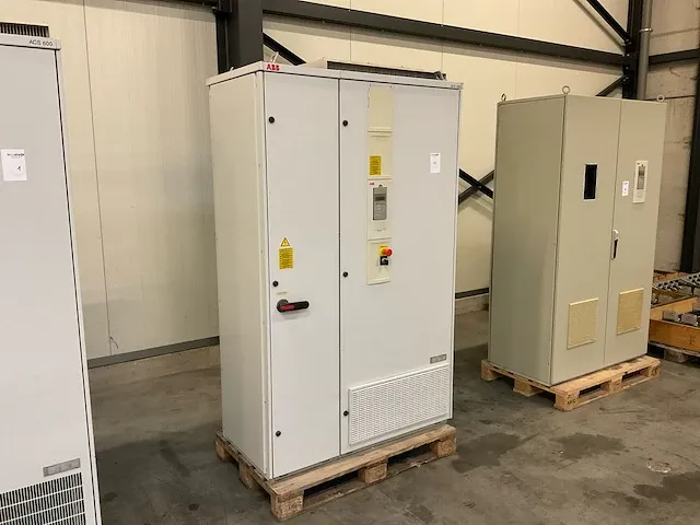 Abb acs607 schakelkast met frequentieregelaar - afbeelding 3 van  13