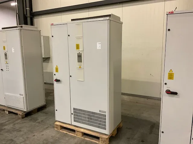 Abb acs607 schakelkast met frequentieregelaar - afbeelding 2 van  11