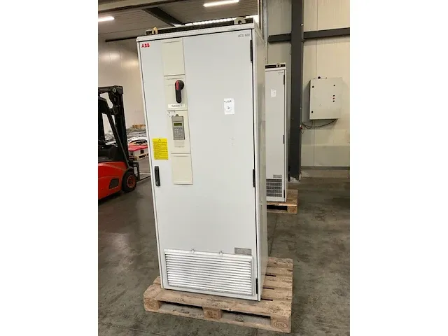 Abb acs607 schakelkast met frequentieregelaar - afbeelding 2 van  9