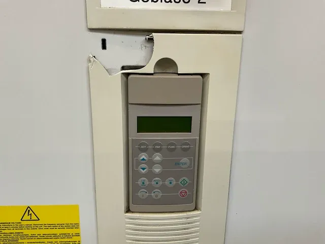 Abb acs607 schakelkast met frequentieregelaar - afbeelding 4 van  9