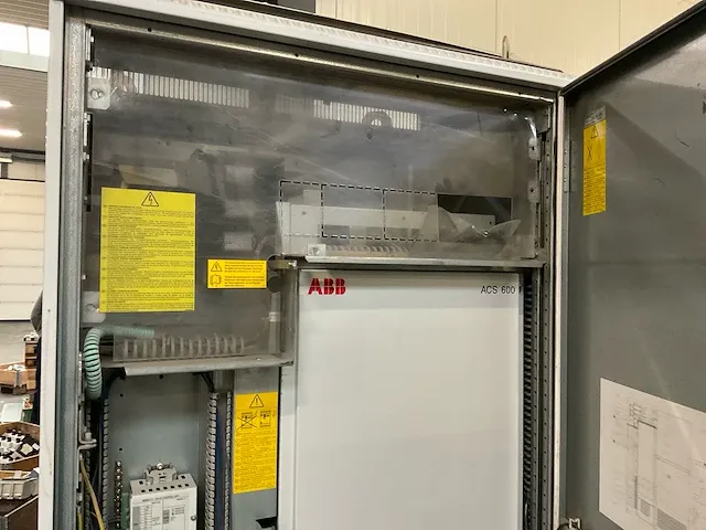 Abb acs607 schakelkast met frequentieregelaar - afbeelding 10 van  12