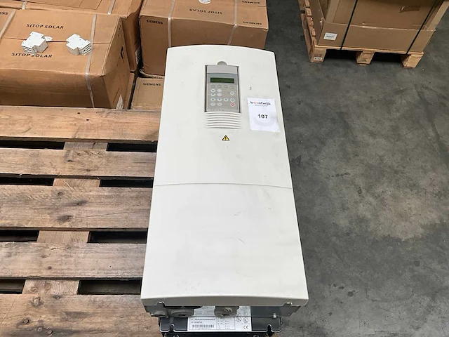 Abb ade60100505000d020091d frequentieregelaar - afbeelding 2 van  6