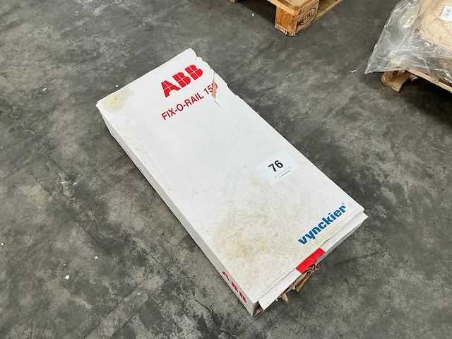 Abb fix-o-rail 150 zekeringkast - afbeelding 1 van  3