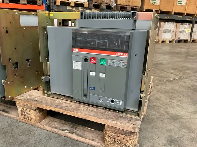 Abb sace e3n 25 vermogenschakelaar - afbeelding 1 van  6