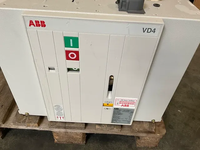 Abb vd4 1vbv07035921 vacuüm stroomonderbreker - afbeelding 2 van  5