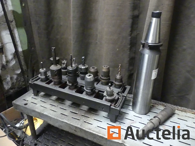 Abene 3-assige cnc universele freesmachine - afbeelding 2 van  17